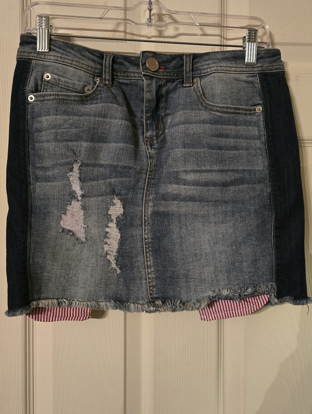 Gianni Bini Two-Tone Distressed Denim Mini Skirt in Blue
